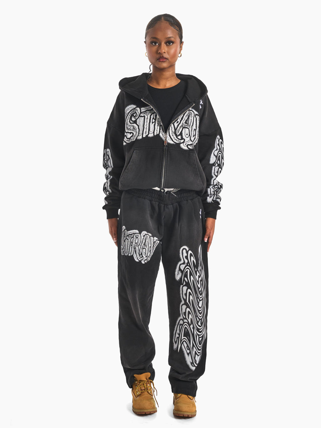 Jet black stray sweatpants