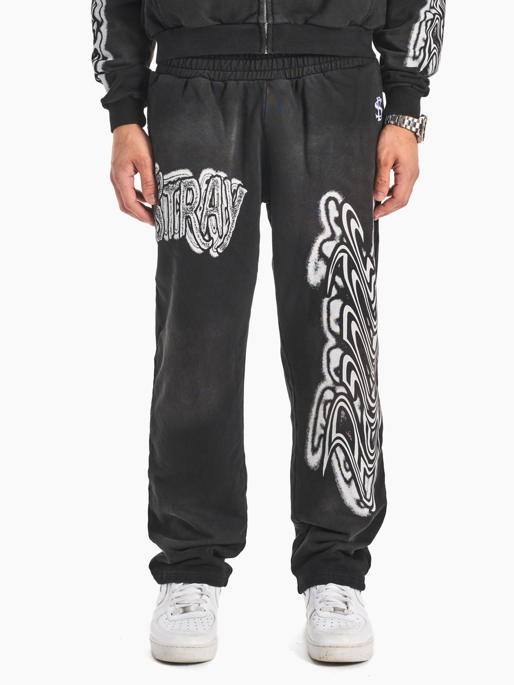 Jet black stray sweatpants